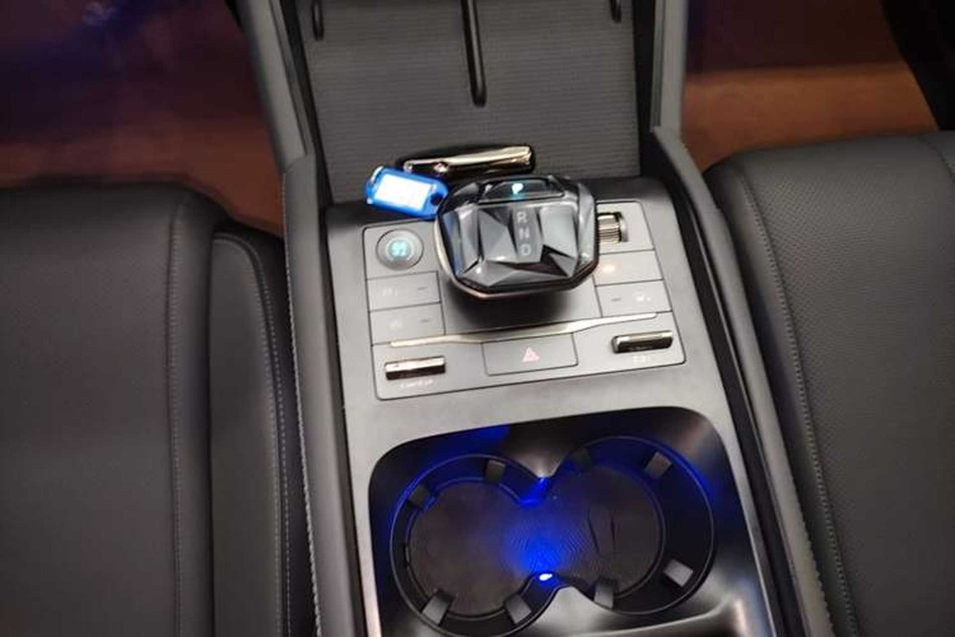 Used BYD Qin L 2024 DM-i 120KM Leading Model Gear Lever