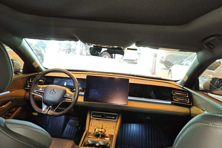 Used BYD Qin L 2024 DM-i 120KM Excellence Model Headliner