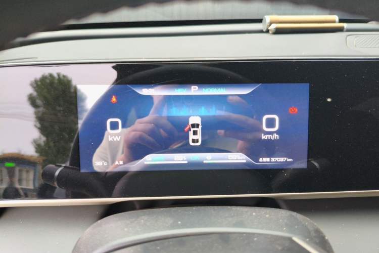 Used BYD Qin L 2024 DM-i 120KM Leading Model Instrument Cluster