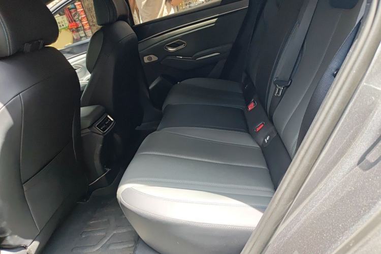 Used BYD Qin L 2024 DM-i 80KM Beyond Model Interior 4
