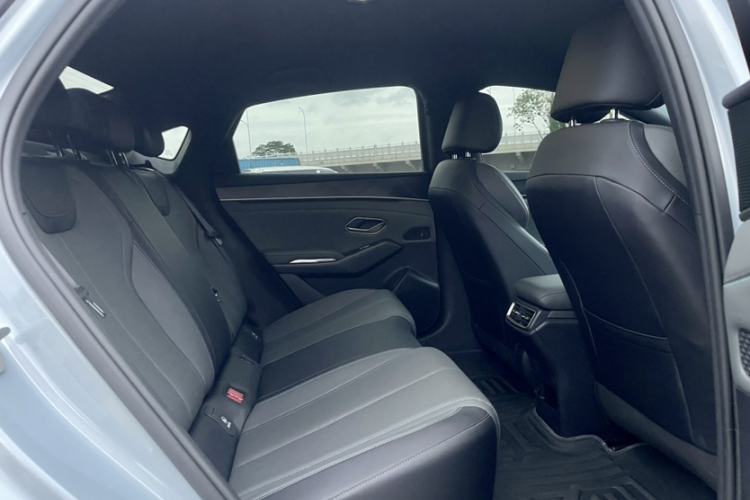 Used BYD Qin L 2024 DM-i 80KM Leading Model Interior 4