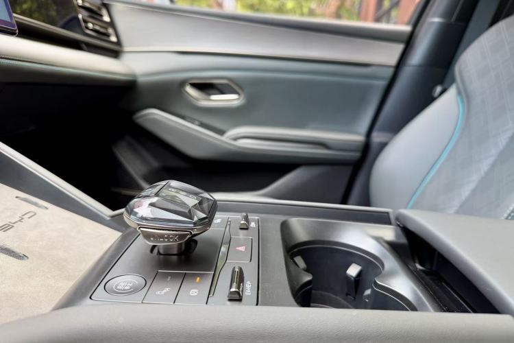 Used BYD Qin L 2024 DM-i 120KM Excellence Model Interior 7