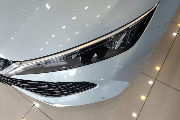 Used BYD Qin L 2024 DM-i 120KM Excellence Model Left Front Headlight
