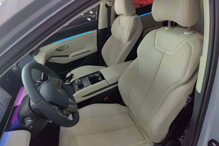 Used BYD Qin L 2024 DM-i 80KM Beyond Model Left Front Seat