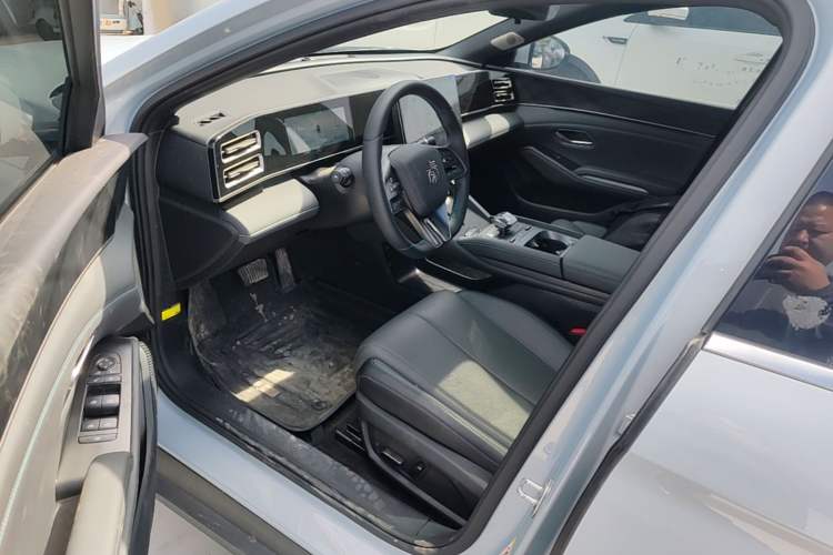 Used BYD Qin L 2024 DM-i 120KM Leading Model Left Front Seat