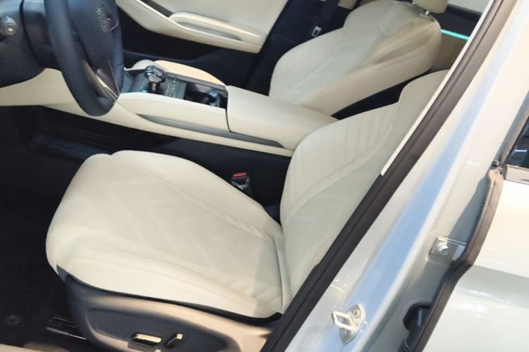 Used BYD Qin L 2024 DM-i 120KM Excellence Model Left Front Seat