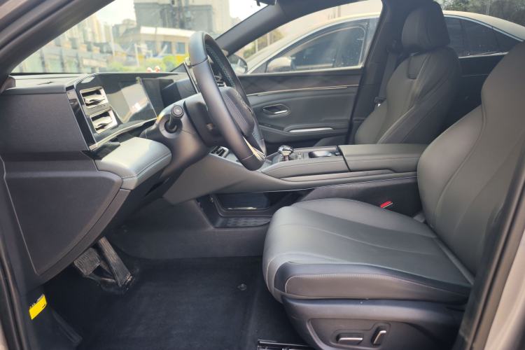 Used BYD Qin L 2024 DM-i 80KM Beyond Model Left Front Seat