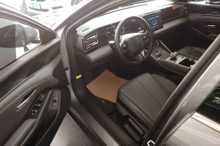 Used BYD Qin L 2024 DM-i 80KM Leading Model Left Front Seat