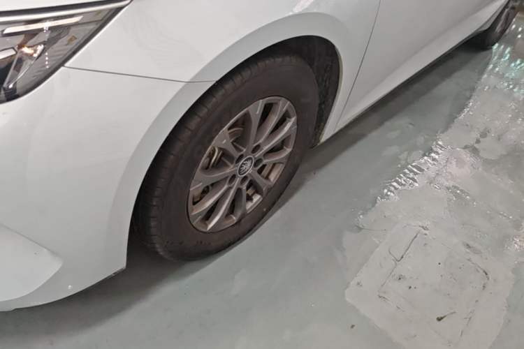 Used BYD Qin L 2024 DM-i 80KM Leading Model Left Front Wheel Hub