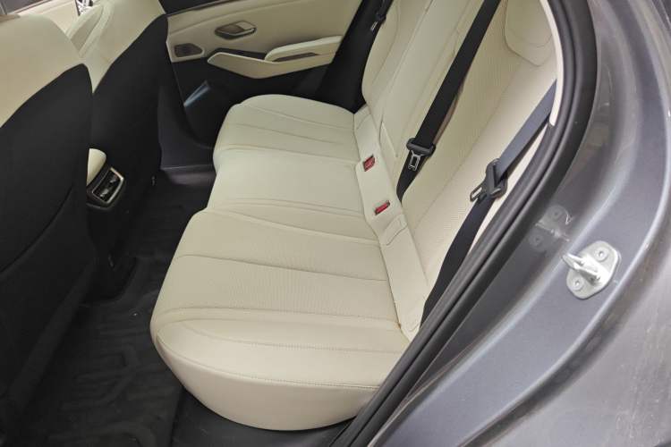 Used BYD Qin L 2024 DM-i 120KM Beyond Model Left Rear Seat