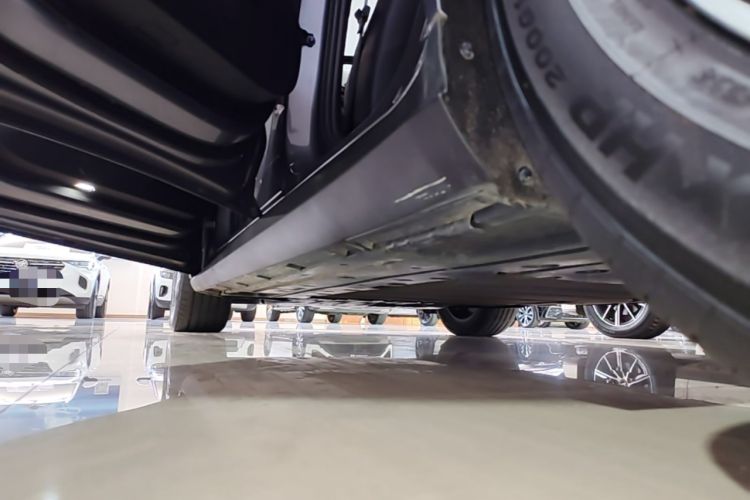 Used BYD Qin L 2024 DM-i 120KM Leading Model Left Side Sill
