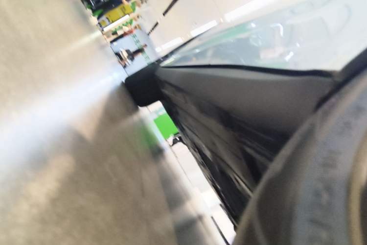Used BYD Qin L 2024 DM-i 120KM Excellence Model Left Side Sill
