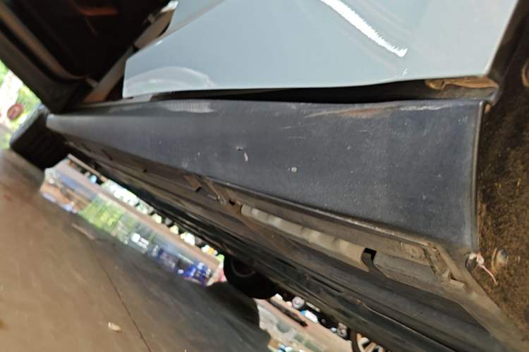 Used BYD Qin L 2024 DM-i 120KM Excellence Model Left Side Sill