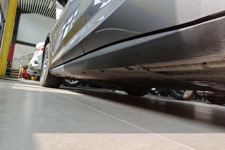 Used BYD Qin L 2024 DM-i 120KM Leading Model Left Side Sill