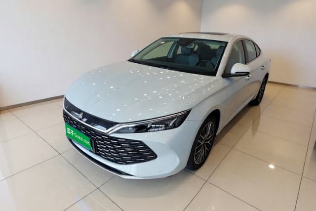 Ojetý BYD Qin L 2024 DM-i 120KM Excellence Model