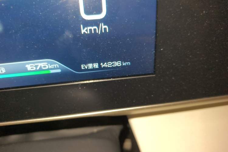 Used BYD Qin L 2024 DM-i 120KM Leading Model Odometer Close Up