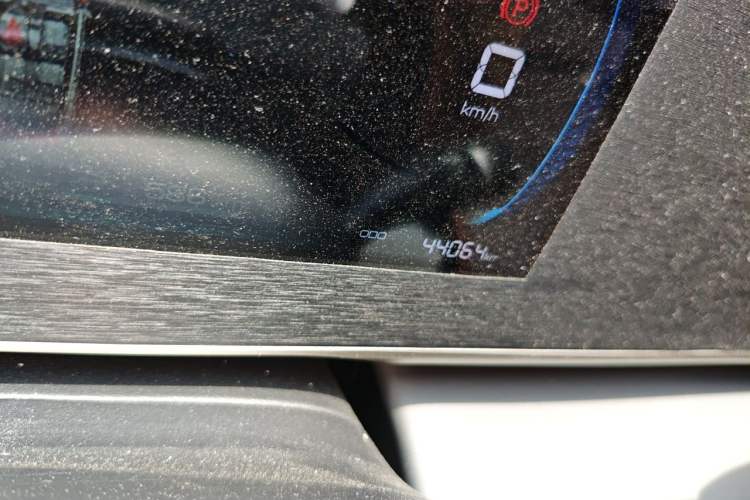 Used BYD Qin L 2024 DM-i 80KM Leading Model Odometer Close Up