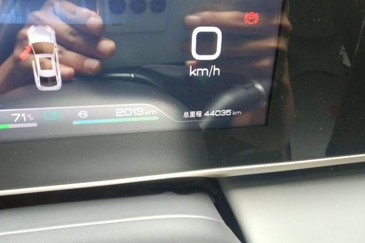 Used BYD Qin L 2024 DM-i 80KM Beyond Model Odometer Close Up