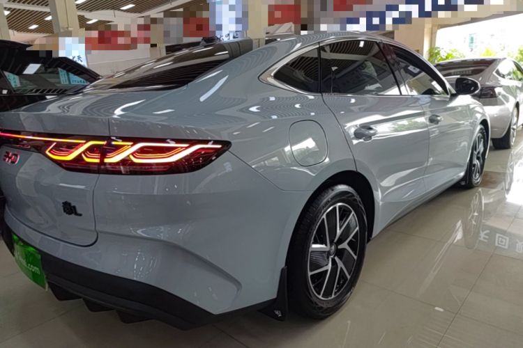 Used BYD Qin L 2024 DM-i 80KM Beyond Model Rear Right 45 Deg