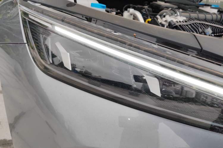 Used BYD Qin L 2024 DM-i 80KM Beyond Model Right Front Headlight