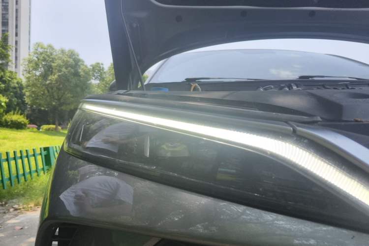 Used BYD Qin L 2024 DM-i 80KM Beyond Model Right Front Headlight