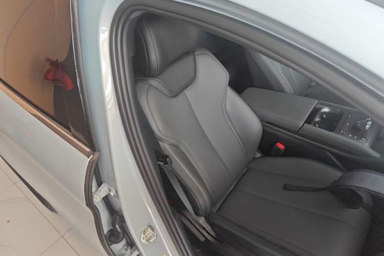 Used BYD Qin L 2024 DM-i 120KM Leading Model Right Front Seat