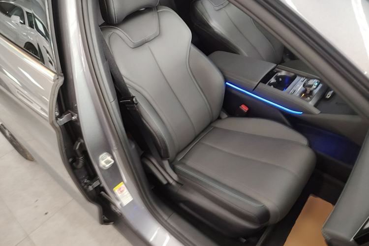 Used BYD Qin L 2024 DM-i 120KM Leading Model Right Front Seat