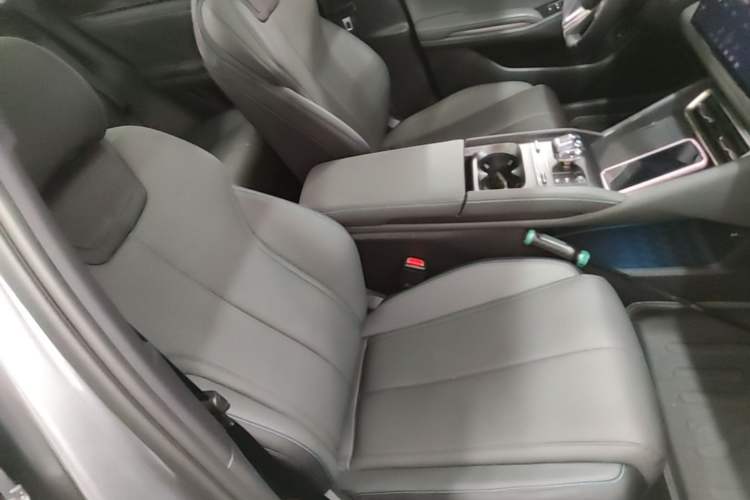 Used BYD Qin L 2024 DM-i 120KM Leading Model Right Front Seat