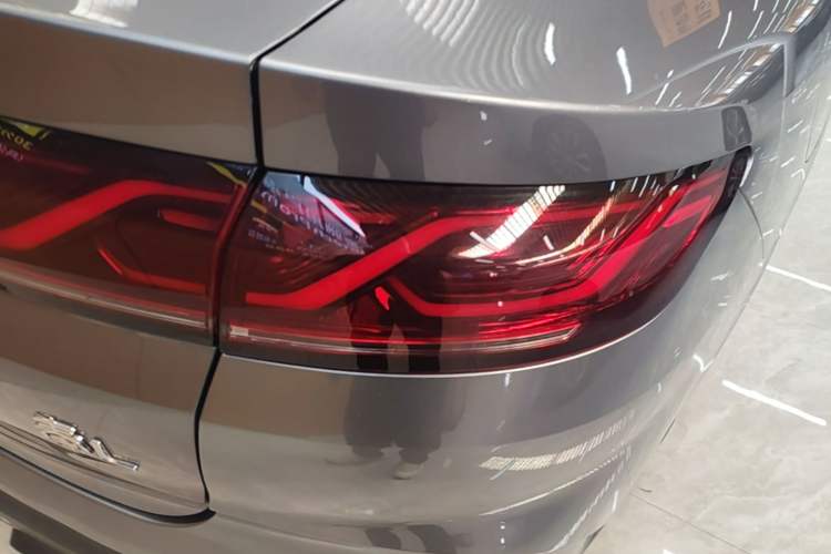 Used BYD Qin L 2024 DM-i 80KM Beyond Model Right Rear Taillight