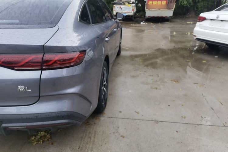 Used BYD Qin L 2024 DM-i 80KM Beyond Model Right Rear Taillight