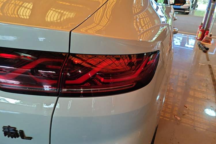 Used BYD Qin L 2024 DM-i 120KM Excellence Model Right Rear Taillight