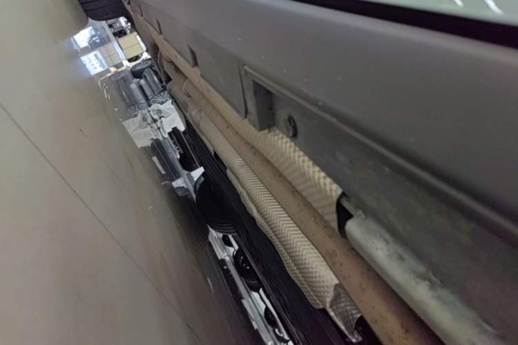 Used BYD Qin L 2024 DM-i 80KM Beyond Model Right Side Sill