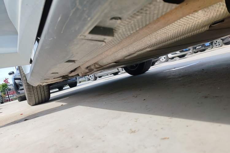 Used BYD Qin L 2024 DM-i 120KM Leading Model Right Side Sill