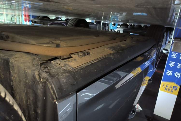 Used BYD Qin L 2024 DM-i 120KM Leading Model Right Side Sill