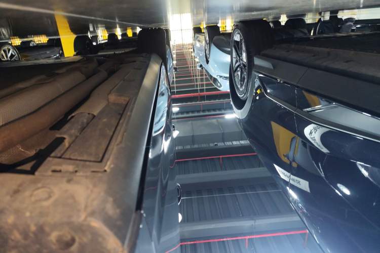 Used BYD Qin L 2024 DM-i 120KM Beyond Model Right Side Sill