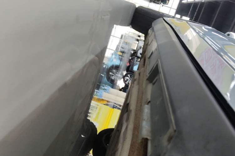 Used BYD Qin L 2024 DM-i 120KM Excellence Model Right Side Sill
