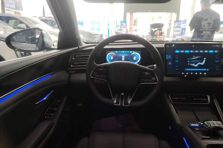 Used BYD Qin L 2024 DM-i 120KM Leading Model Steering Wheel