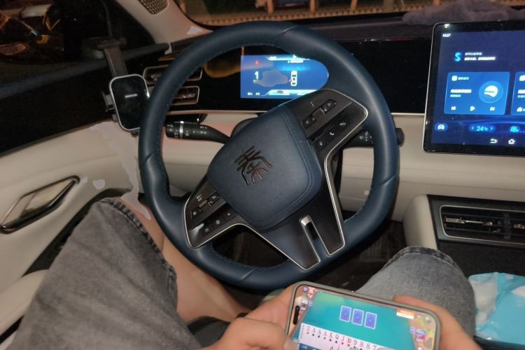 Used BYD Qin L 2024 DM-i 120KM Leading Model Steering Wheel