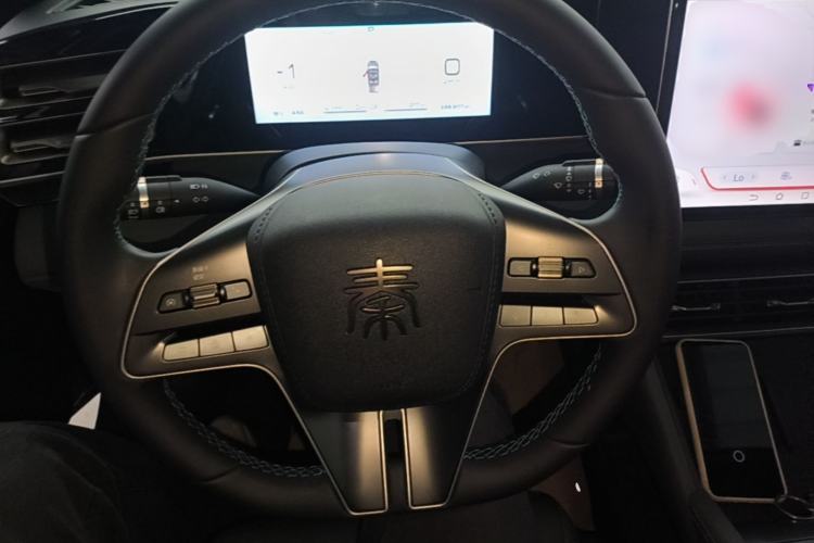 Used BYD Qin L 2024 DM-i 120KM Leading Model Steering Wheel