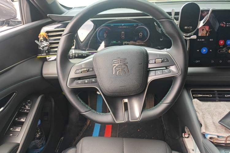 Used BYD Qin L 2024 DM-i 120KM Leading Model Steering Wheel