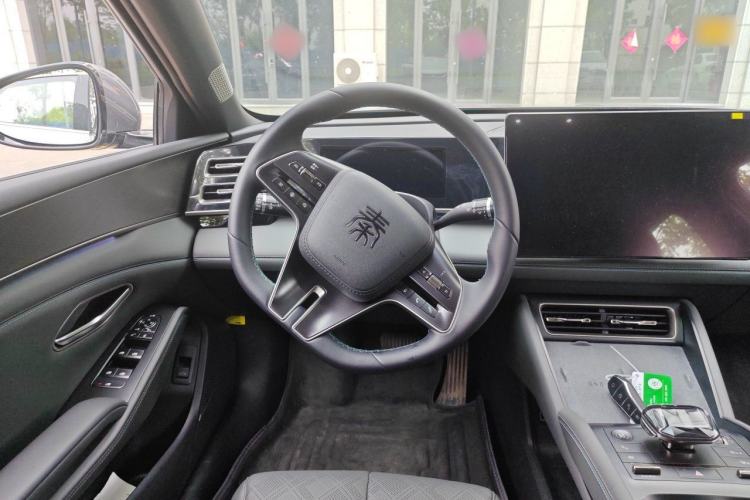 Used BYD Qin L 2024 DM-i 120KM Excellence Model Steering Wheel