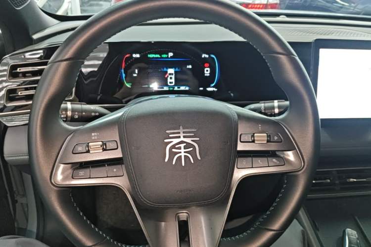 Used BYD Qin L 2024 DM-i 80KM Leading Model Steering Wheel