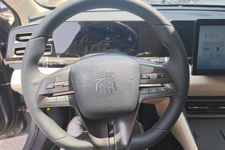 Used BYD Qin L 2024 DM-i 80KM Leading Model Steering Wheel