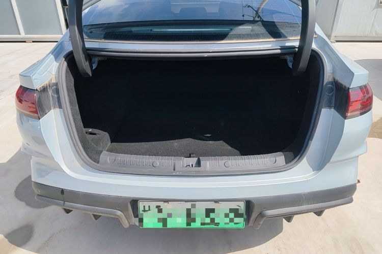 Used BYD Qin L 2024 DM-i 120KM Leading Model Trunk