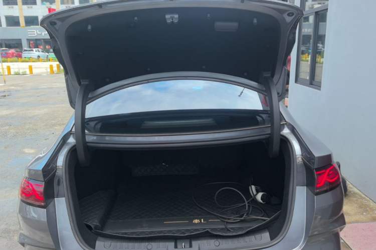 Used BYD Qin L 2024 DM-i 80KM Beyond Model Trunk