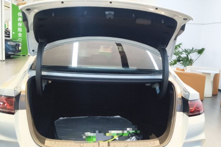 Used BYD Qin L 2024 DM-i 120KM Excellence Model Trunk