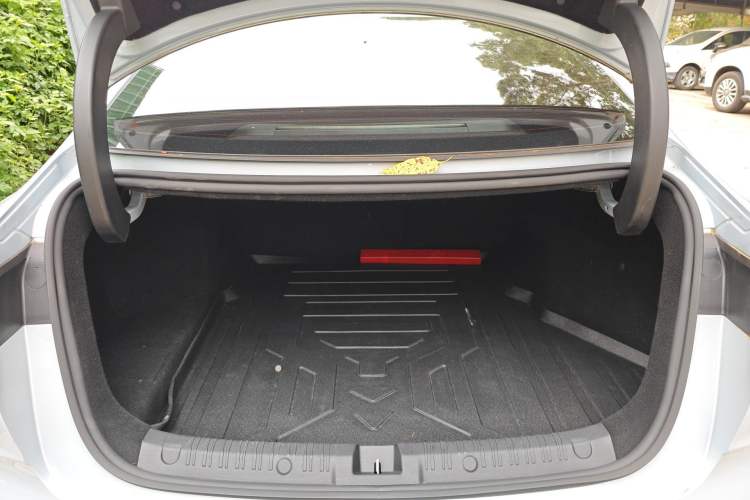 Used BYD Qin L 2024 DM-i 80KM Leading Model Trunk