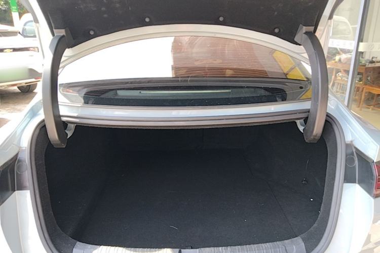 Used BYD Qin L 2024 DM-i 120KM Leading Model Trunk