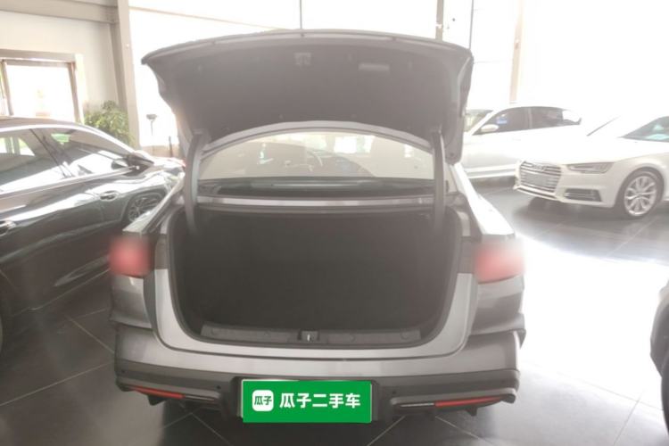 Used BYD Qin L 2024 DM-i 80KM Leading Model Trunk