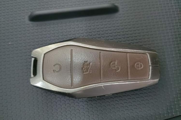 Used BYD Qin L 2024 DM-i 80KM Beyond Model Vehicle Key